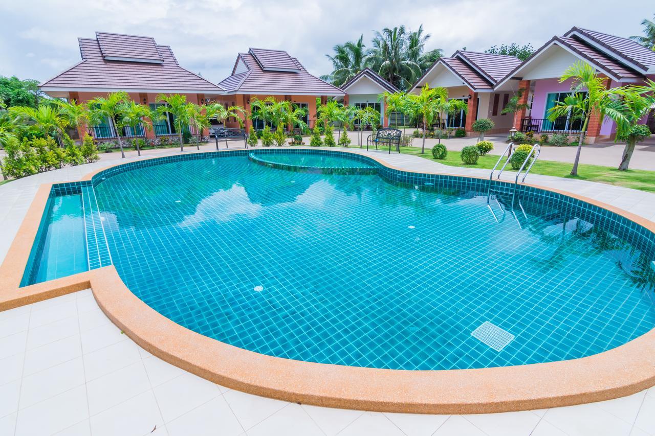Samrong Garden Udon Thani Exterior foto