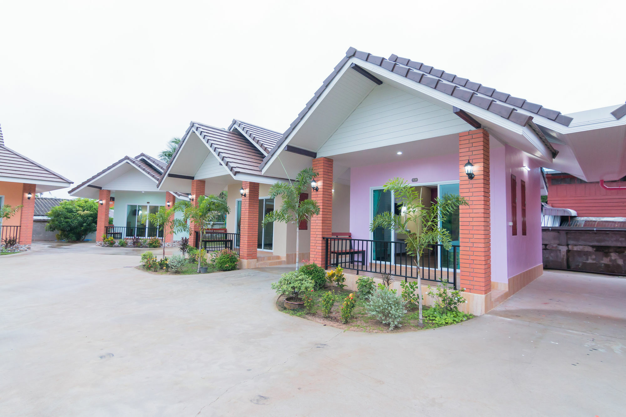 Samrong Garden Udon Thani Exterior foto
