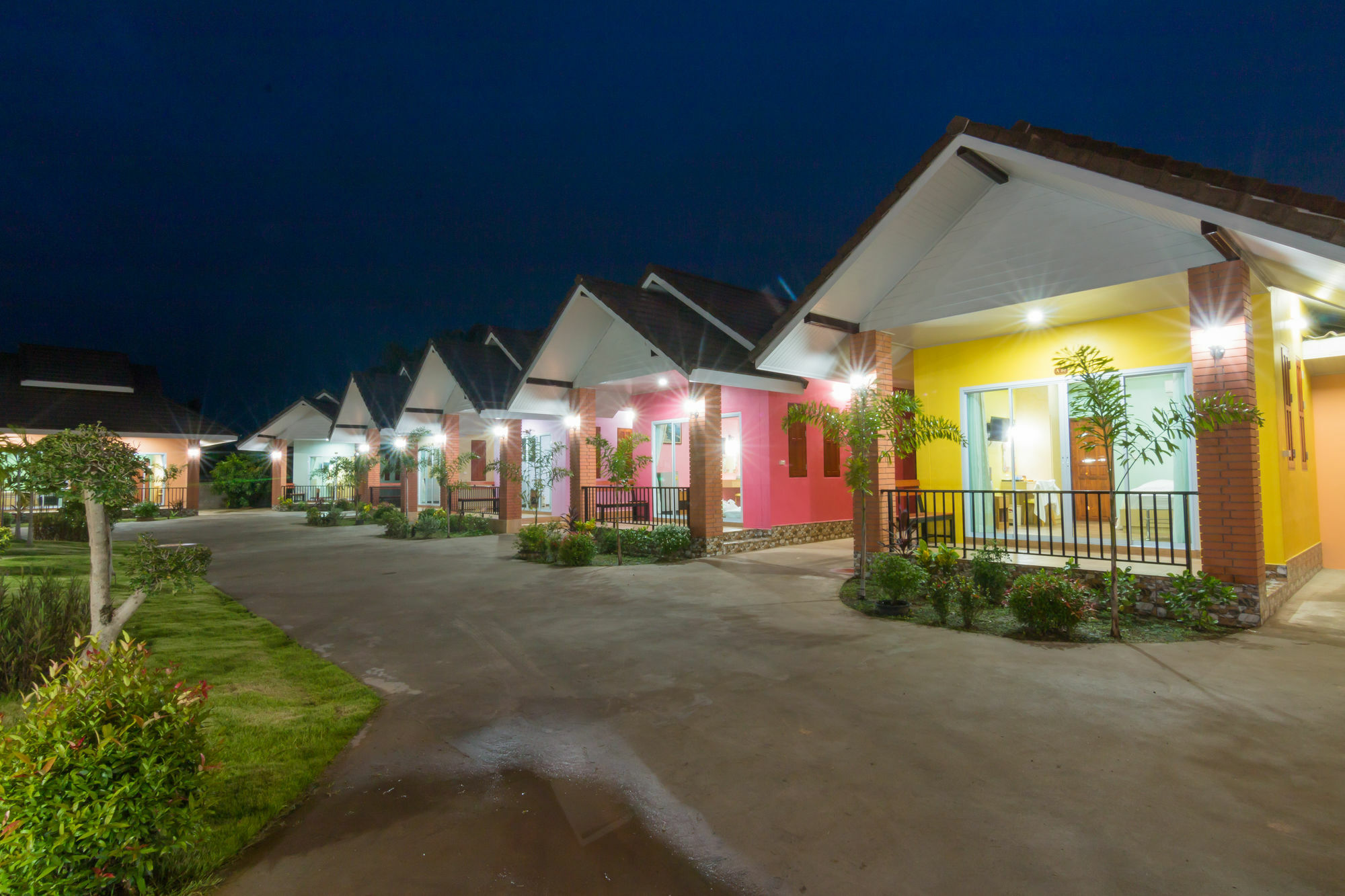 Samrong Garden Udon Thani Exterior foto
